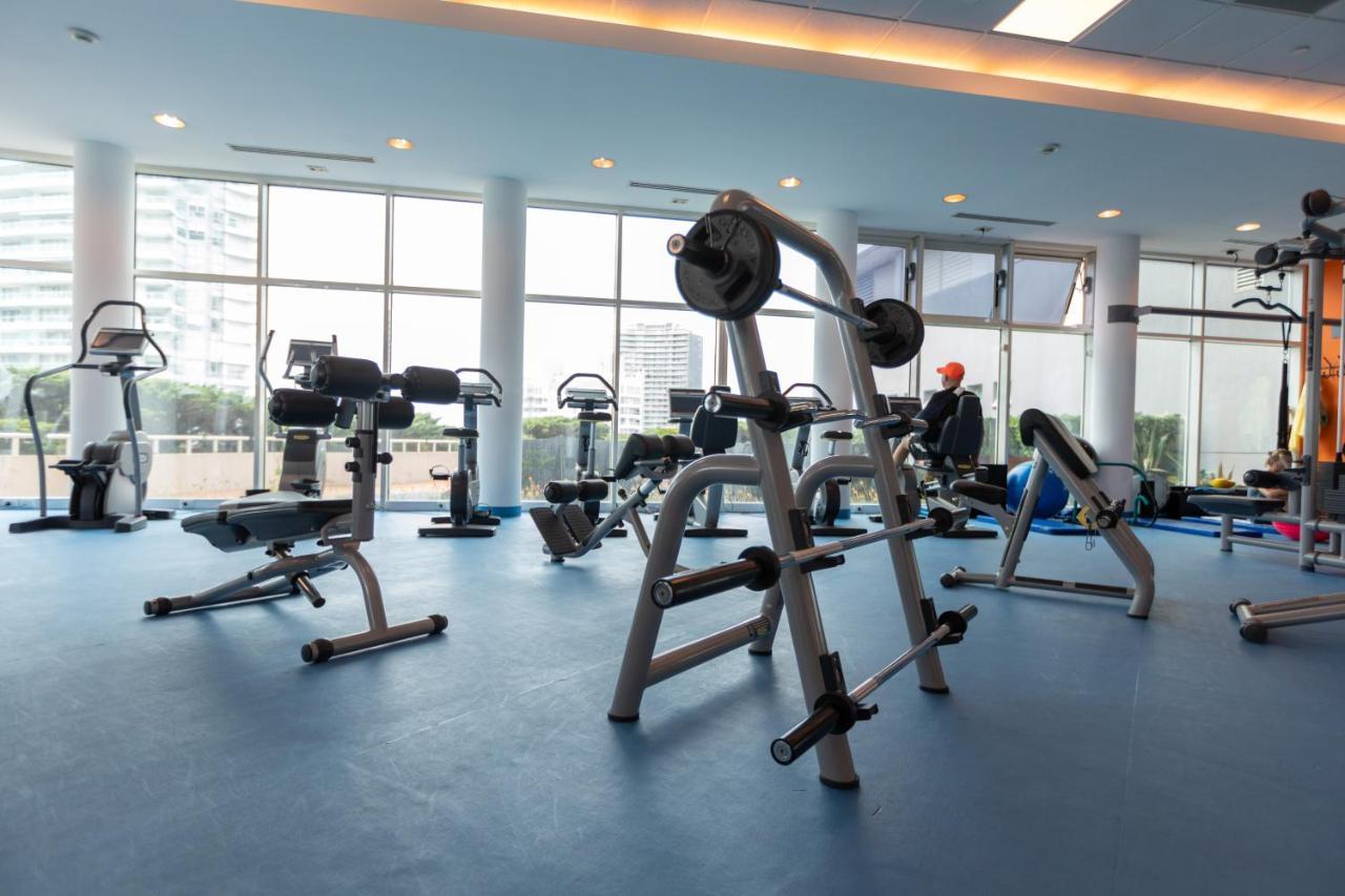 Enjoy Punta Del Este Eksteriør billede A gym in Singapore